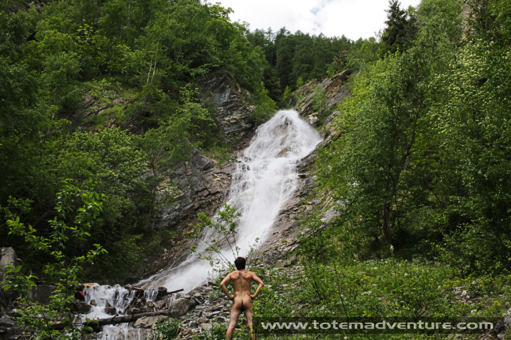 Totem_Adventure_waterfalls